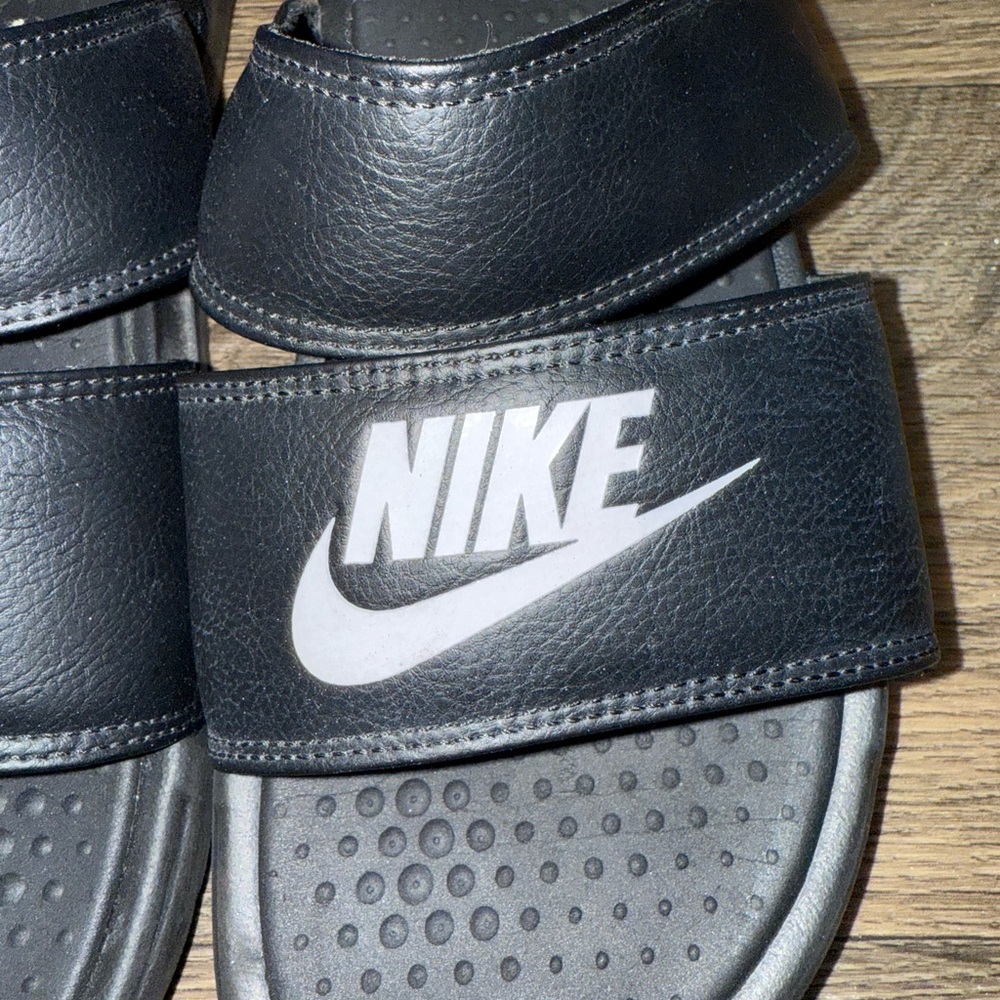 Nike Black Double Strap Sandals (Slides) - Picture 2 of 2